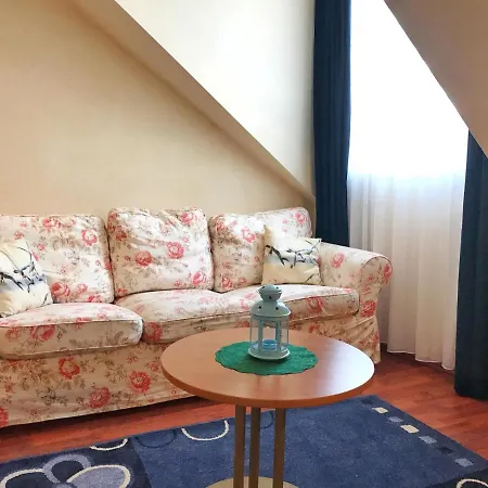 Hafenresidenz - 17 Zugvogel Wiek auf Rügen